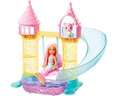 Barbie Dreamtopia Coffret Aire de Jeux château de sable avec poupée Chelsea sirène et Figurine Ourson-Triton, jouet pour enfant, FXT20