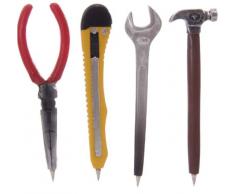 Stylo outils (clé, pince, marteau, cutter)