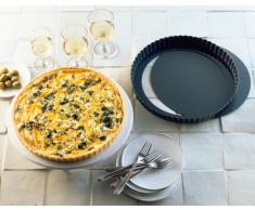 Kaiser 2300637419 Moule à Tarte aux Fruits/Quiche La Forme Plus Ã32cm, Tôle Mince, Noir, 28 x 28 x 18 cm