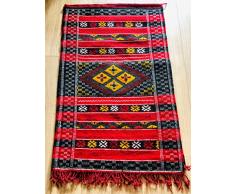 Tapis marocain authentique fait main brodé Kilim 100% laine – Rouge, Noir, Blanc et Jaune – 1,15 x 0,70 m