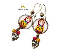 Boucles doreilles matriochka folklorique fleurs poupée russe