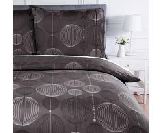 AmazonBasics Parure de lit avec housse de couette en microfibre, 200 x 200 cm, Gris (Industrial Grey)