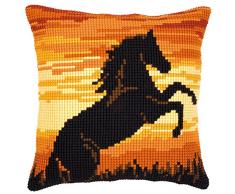 Kit coussin au point de croix Bel étalon