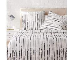 AmazonBasics Parure de lit avec housse de couette en satin, 260 x 240 cm / 65 x 65 cm x 2, Rayures anthracites texturÃ©es