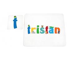 Little Helper Napperon avec Coaster Style Illustratif Coloré avec le Nom de Jeune Garçon Tristan