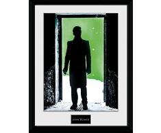 GB Eye The Dark Tour lhomme en Noir Poster Encadré, différents, 30 x 40 cm