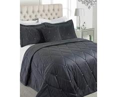 Riva Paoletti New Diamante Couvre-Lit - Gris Ãtain - Diamante Cristal Paillettes - Matelassée Géométrique Design - 2 X Oreiller Shams Inclus - 100% Polyester - 220 X 240 Cm (87 X 94 Pouces)