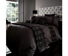 Just Contempo Parure de lit enjolivée avec Housse de Couette et taies dâoreillers, Polyester, White Pintuck, Simple