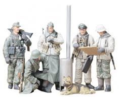 Tamiya - 35212 - Maquette - Soldats Allemands au Rapport - Echelle 1:35
