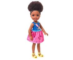 Barbie Famille mini-poupée Chelsea fille brune, haut motif fusée et jupe étoiles, jouet pour enfant, GHV62