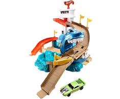 Hot Wheels Piste Attaque Requin, Coffret de jeu avec 2 Zones de Changement de Couleur et un Véhicule Color Shifters Inclus, jouet pour Enfant, BGK04