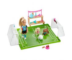 Barbie Dreamhouse Adventures Famille coffret Chelsea championne de foot, mini-poupée blonde, cages, ballon et accessoires, jouet pour enfant, GHK37