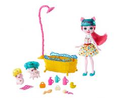 Enchantimals Coffret Heure du bain, mini-poupée Petya Truie et figurines animales Streusel et Nisha, accessoires inclus, jouet pour enfant, GJX36